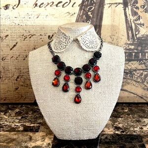 Elegant Black and Red Statement Necklace EUC